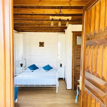 Satsumania Village Homestay *